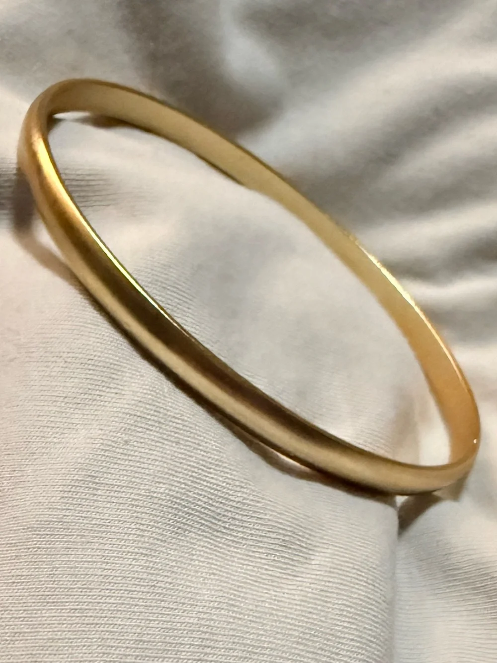 Lot of 3 Gold Tone Bangle Bracelet Set